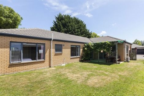 Photo of property in 10 Riegler Place, Belfast, Christchurch, 8051