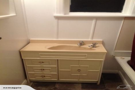 Photo of property in 9 Colonel Place, Featherston, 5710