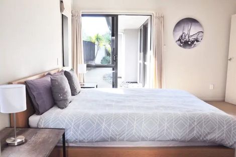 Photo of property in 12 Kalmore Place, Flat Bush, Auckland, 2016