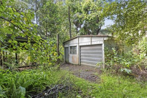 Photo of property in 170 Laingholm Drive, Laingholm, Auckland, 0604