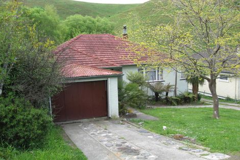 Photo of property in 96 Emano Street, Toi Toi, Nelson, 7010