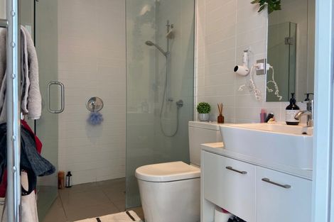 Photo of property in Sentinel Apartments, 2104/3 Northcroft Street, Takapuna, Auckland, 0622