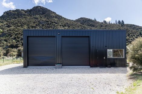 Photo of property in 1025 Aubrey Road, Albert Town, Wanaka, 9305