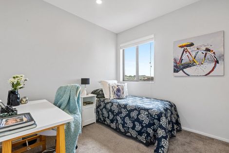 Photo of property in 20 Kiwa Crescent, Gulf Harbour, Whangaparaoa, 0930