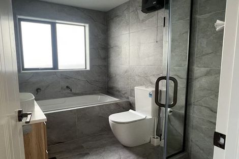 Photo of property in 1 Rae Road, Campbells Bay, Auckland, 0620
