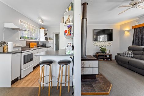 Photo of property in 6 Metcalfe Road, Ranui, Auckland, 0612