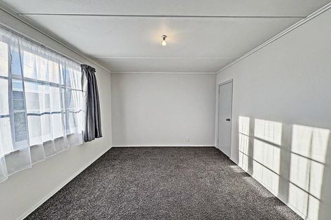 Photo of property in 240 Cornfoot Street, Castlecliff, Whanganui, 4501