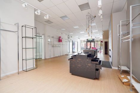 Photo of property in 24 Esk Street, Roslyn, Palmerston North, 4414