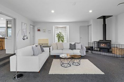 Photo of property in 22 Millcroft Place, Parklands, Christchurch, 8083