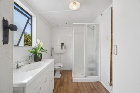 Photo of property in 5 Pitau Road, Mount Maunganui, 3116