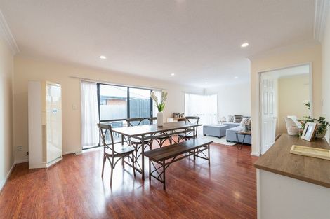 Photo of property in 122b Yaldhurst Road, Sockburn, Christchurch, 8042