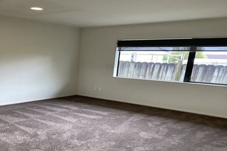 Photo of property in 21 Aberfeldy Avenue, Highland Park, Auckland, 2010