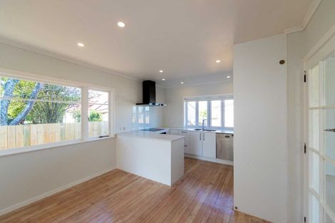 Photo of property in 9b Lawrence Street, Otane, 4202