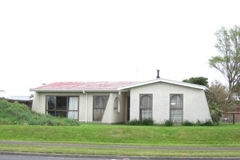 Photo of property in 13 Sunnyvale Street, Bell Block, New Plymouth, 4312