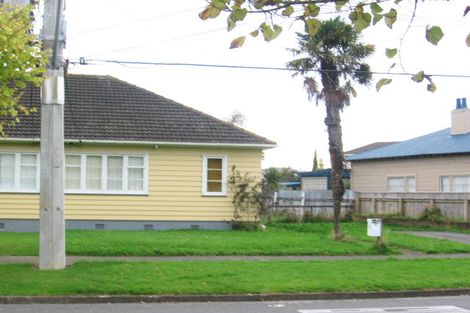 Photo of property in 7 Naenae Road, Naenae, Lower Hutt, 5011