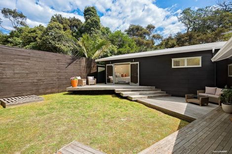 Photo of property in 1/33 Rangatira Road, Birkdale, Auckland, 0626