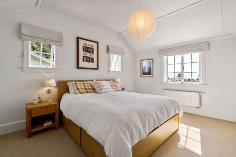 Photo of property in 4 Manuka Terrace, Eastbourne, Lower Hutt, 5013