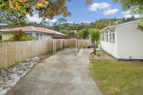 Photo of property in 67 Stokes Valley Road, Stokes Valley, Lower Hutt, 5019