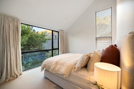 Photo of property in 12 Arran Lane, Jacks Point, Queenstown, 9371