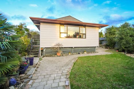 Photo of property in 43 Lavelle Road, Henderson, Auckland, 0612