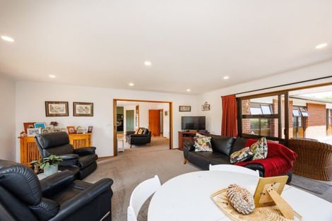 Photo of property in 122 Oxford Street, Ashhurst, 4810