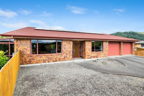Photo of property in 20 Glentui Place, Waikawa, Picton, 7220