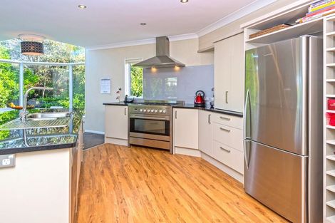 Photo of property in 22 Whitford Road, Howick, Auckland, 2014