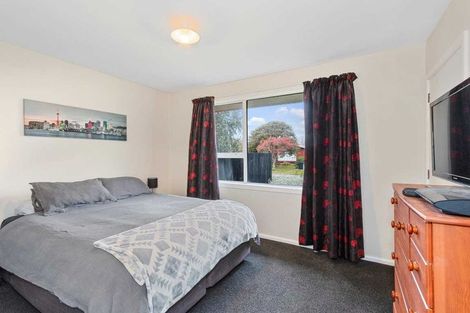 Photo of property in 1/41 Roberta Drive, Somerfield, Christchurch, 8024