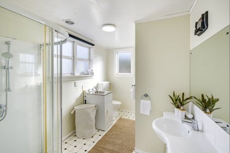 Photo of property in 112 Waghorne Street, Ahuriri, Napier, 4110