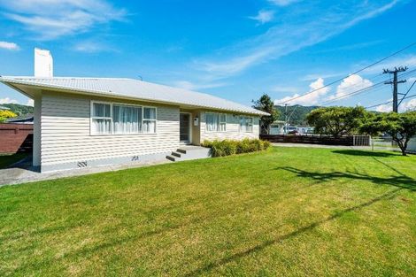 Photo of property in 40 Norfolk Street, Wainuiomata, Lower Hutt, 5014
