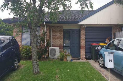 Photo of property in Kessel Way, 3/5 Craiburn Street, Ranui, Auckland, 0612