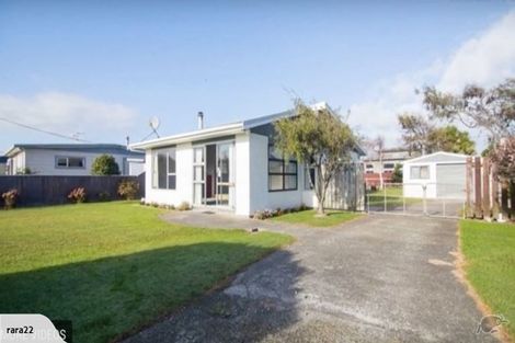 Photo of property in 12 Edinburgh Terrace, Foxton Beach, Foxton, 4815