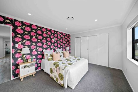 Photo of property in 6 Tuangi Road, Karaka, Papakura, 2113