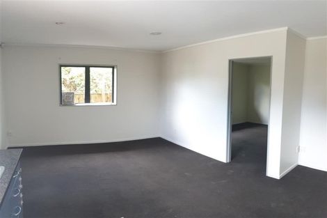 Photo of property in 2 Vine Street, Mangere East, Auckland, 2024