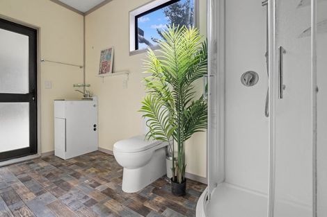 Photo of property in 90 Hoeke Road, Carrington, Carterton, 5791