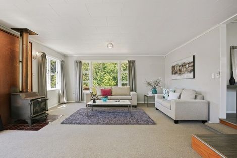 Photo of property in 120 Miromiro Road, Normandale, Lower Hutt, 5010