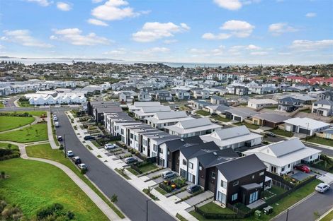 Photo of property in 31 Koura Drive, Red Beach, 0932