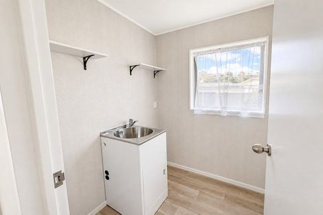 Photo of property in 46 Aquarius Drive, Kawaha Point, Rotorua, 3010