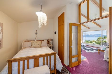 Photo of property in 15 Harmans Road, Lyttelton, 8082