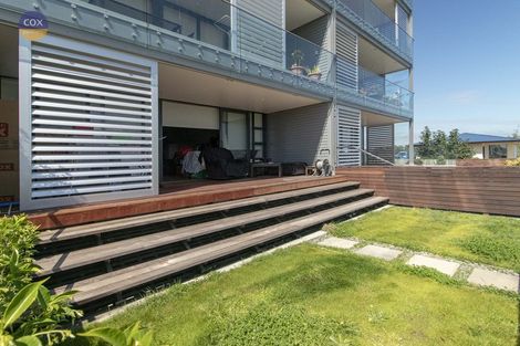 Photo of property in 212/7 Humber Street, Pandora, Napier, 4110