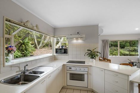 Photo of property in 46 Unsworth Drive, Unsworth Heights, Auckland, 0632