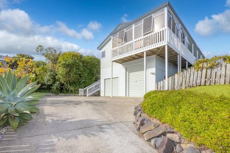 Photo of property in 32 Wainui Road, Raglan, 3225