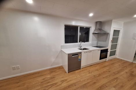 Photo of property in 2/56 Lavery Place, Sunnynook, Auckland, 0632