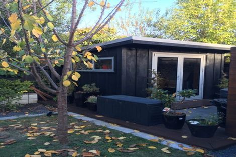 Photo of property in 2/52 Crofton Road, Harewood, Christchurch, 8051