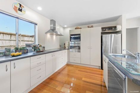 Photo of property in 63a Godley Road, Green Bay, Auckland, 0604