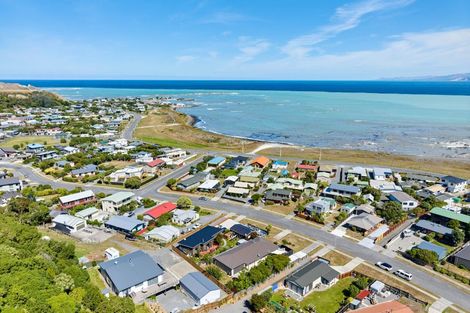 Photo of property in 37b Kotare Place, South Bay, Kaikoura, 7300