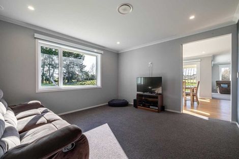 Photo of property in 8 Garrick Lane, Kelvin Grove, Palmerston North, 4470