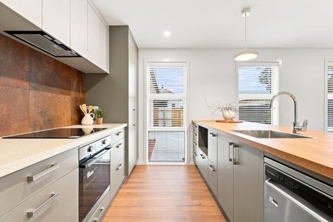 Photo of property in 13a Jackson Street, College Estate, Wanganui, 4500