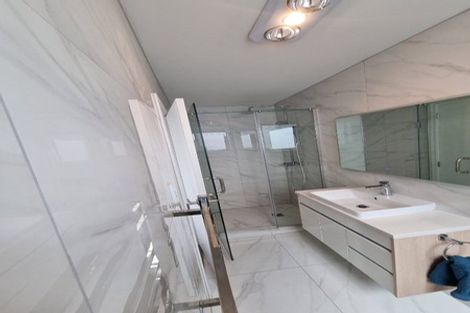 Photo of property in 30a Goodfellow Lane, Flat Bush, Auckland, 2019