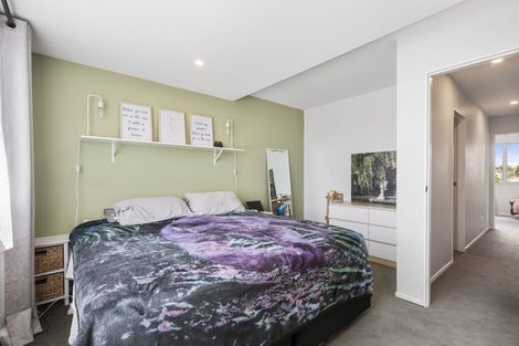 Photo of property in 5/11 Ray Small Drive, Papakura, 2110